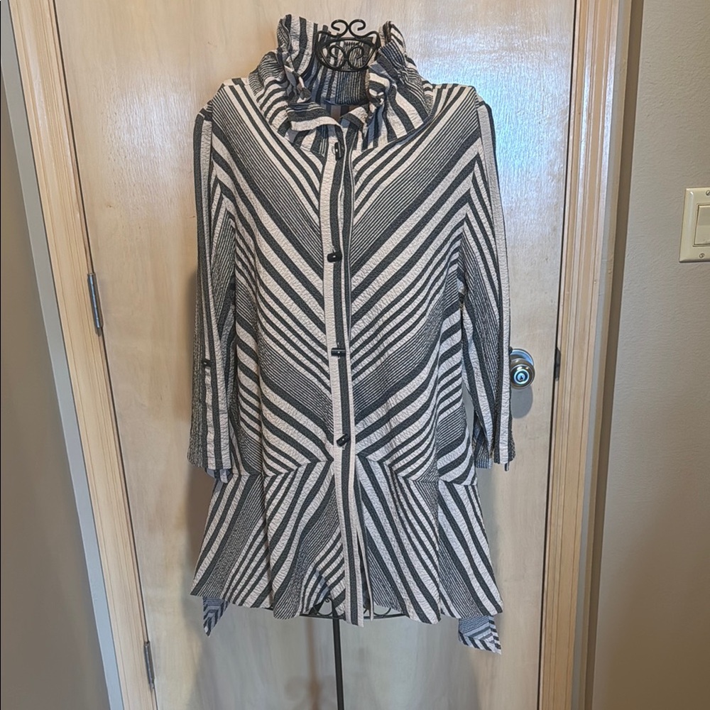 Striped Black and White Women's Top